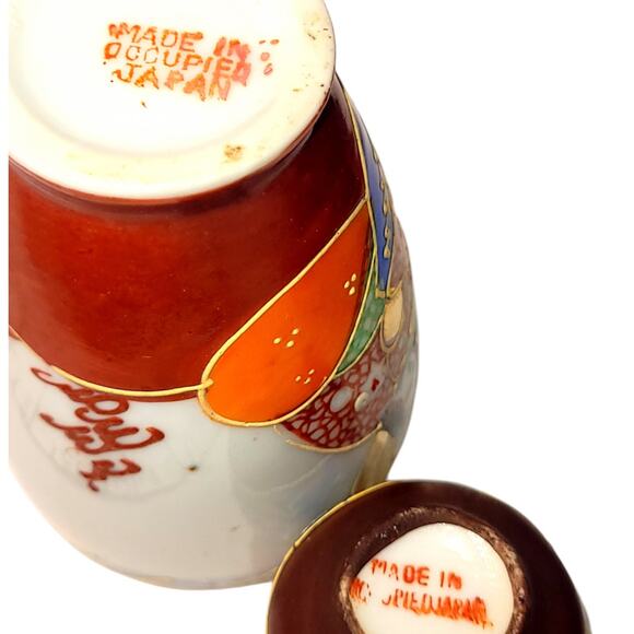 1940's Vintage Miniature 2.5" & 3.5" Occupied Japan Satsuma Hand Painted Vases - Picture 5 of 10